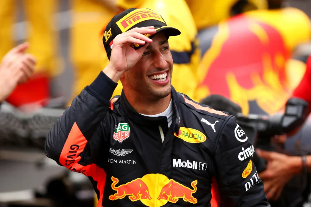 Daniel Ricciardo Height - Age, Family, Net worth, Biography