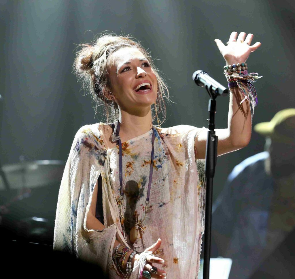 lauren-daigle-biography