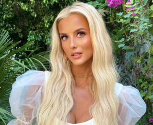 Emma Hernan Biography - Age, Height, Net Worth, Family, Bf