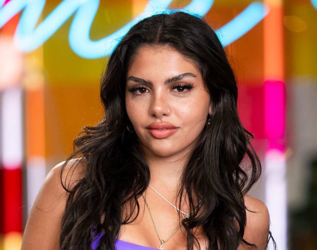 huda-mustafa-biography