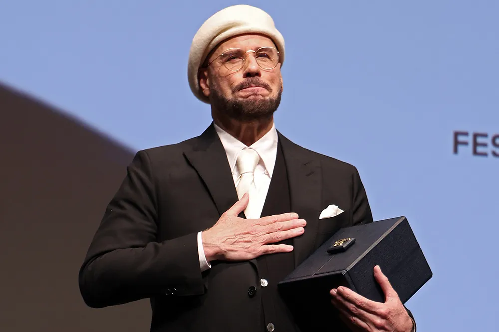 john-travolta-biography